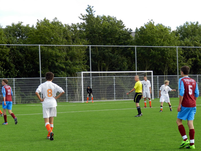 Overbos B1 - BVC Bloemendaal B1