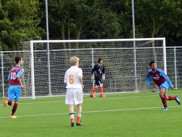 Overbos B1 - BVC Bloemendaal B1