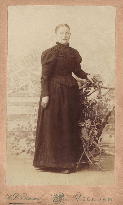 Neeltje Vriemoet (9 mei 1844 - 21 september 1912)